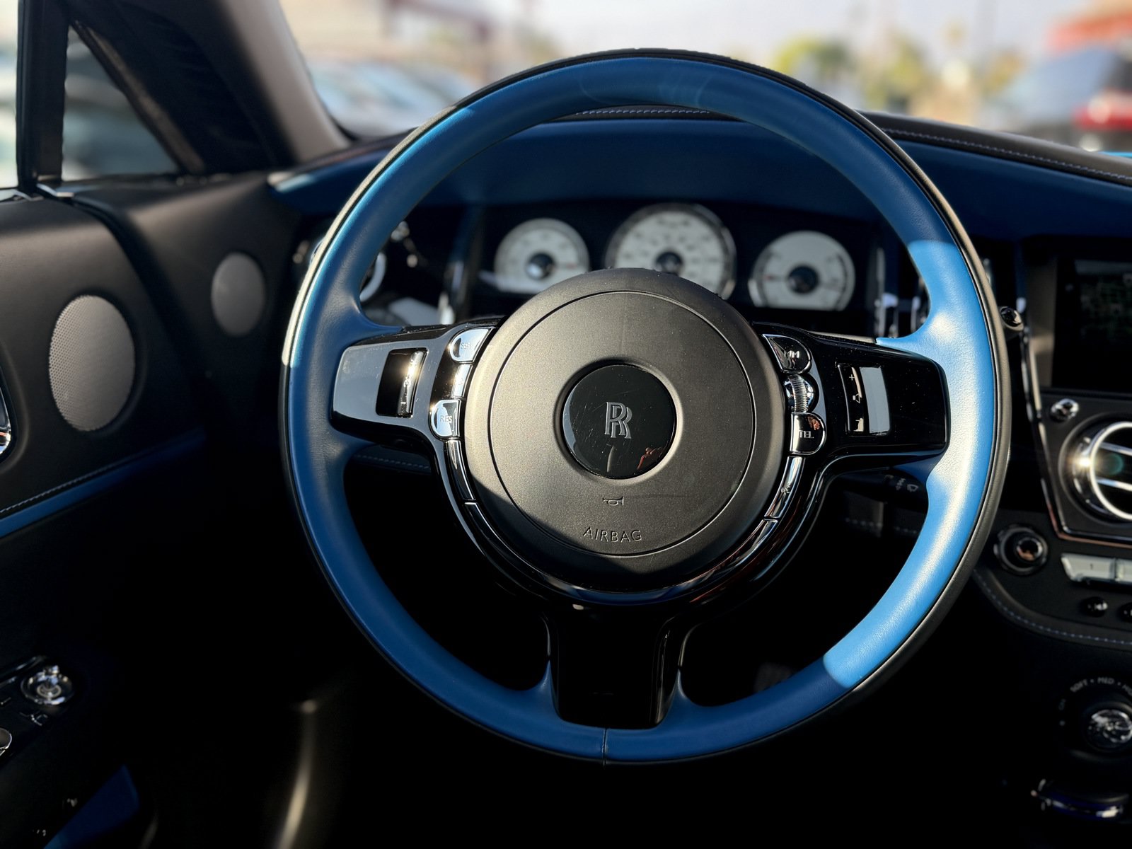 Used 2018 Rolls-Royce Wraith RWD image 12