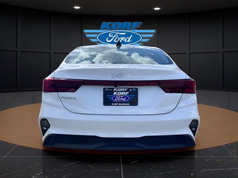 Used 2023 Kia Forte LXS image 3