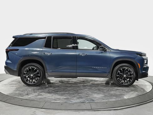 Used 2026 Chevrolet Traverse LT w/ Sun and Wheel Package AWD/4WD image 8