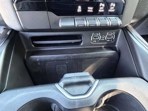 Used 2022 RAM 1500 Laramie AWD/4WD image 21