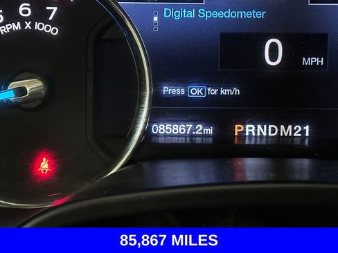 Used 2019 Ford F250 Lariat w/ Lariat Ultimate Package image 3