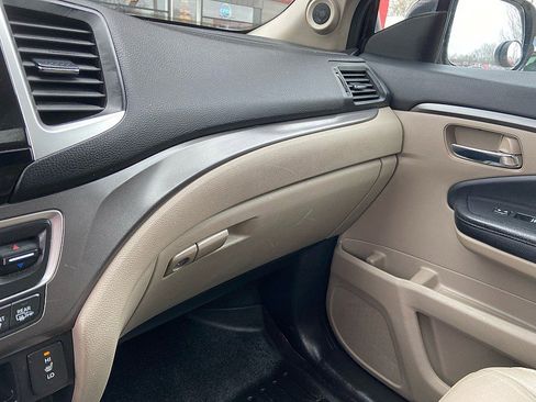 Used 2017 Honda Pilot EX-L image 18