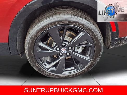 Used 2022 Buick Envision Essence w/ Sport Touring Package image 24