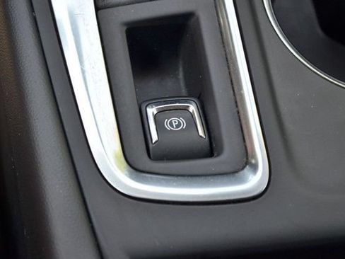 Used 2024 Chevrolet Equinox LT AWD/4WD image 28