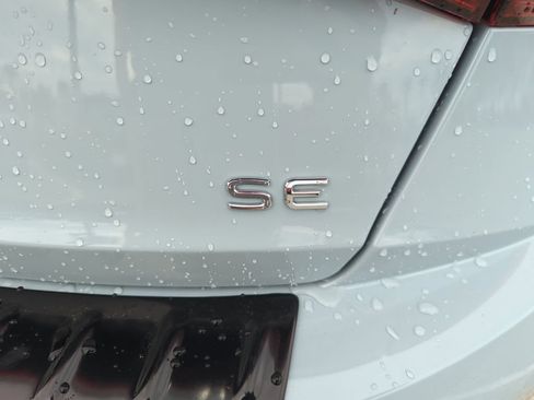 New 2026 Volkswagen Jetta SE FWD image 17