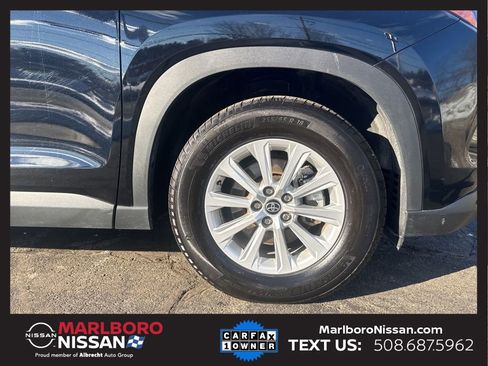 Used 2025 Toyota Grand Highlander AWD image 10