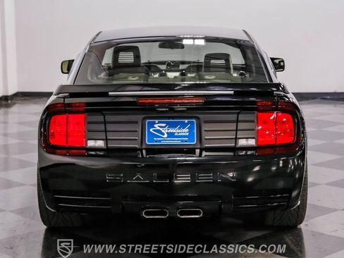 Used 2006 Ford Mustang GT Premium image 35
