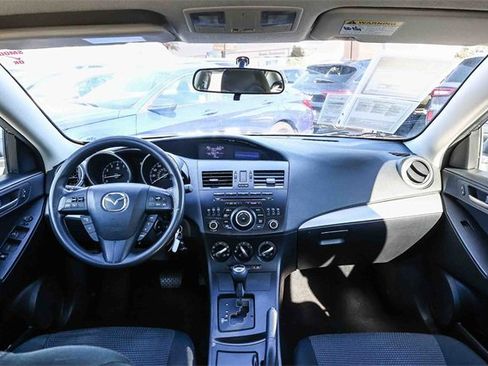 Used 2013 MAZDA MAZDA3 i Sport image 14