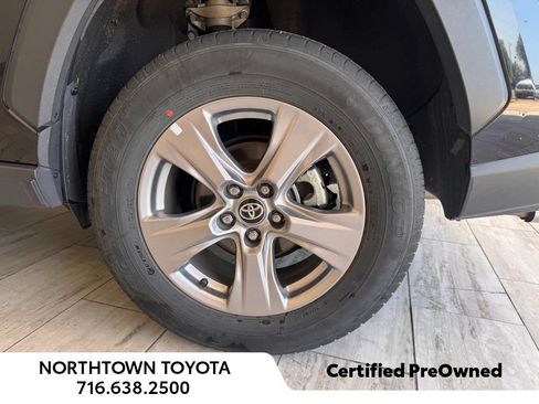Used 2025 Toyota RAV4 XLE w/ Weather Package AWD/4WD image 23