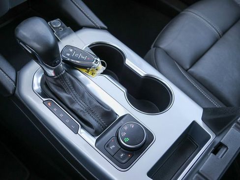 Used 2024 Chevrolet Blazer LT image 20