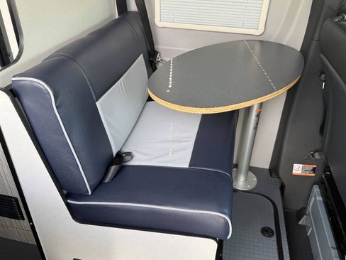 Used 2022 Mercedes-Benz Sprinter 2500 image 27