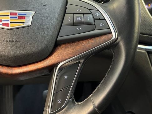 Used 2021 Cadillac XT5 Premium Luxury FWD image 21