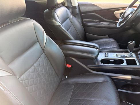 Used 2021 Nissan Murano Platinum w/ Cargo Package FWD image 11