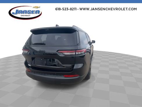 Used 2022 Jeep Grand Cherokee L Limited w/ Luxury Tech Group II image 7