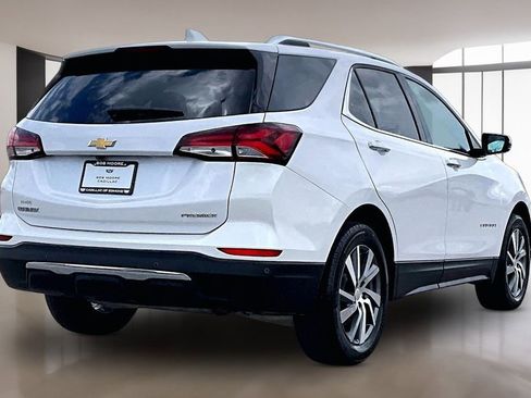 Used 2024 Chevrolet Equinox Premier FWD image 2