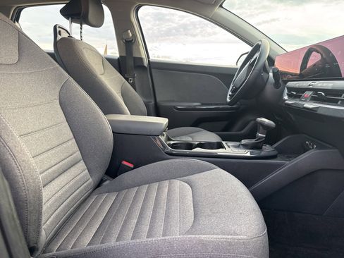 Used 2025 Kia K4 EX image 20