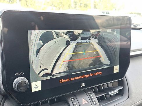 Used 2023 Toyota RAV4 XLE Premium image 27