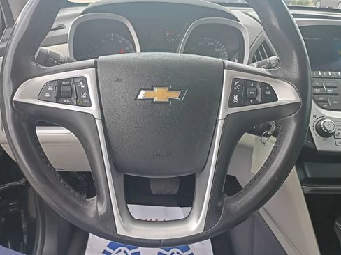 Used 2017 Chevrolet Equinox Premier w/ Enhanced Convenience Package AWD/4WD image 13