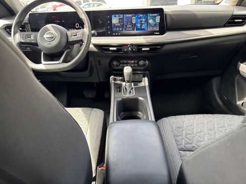Used 2026 Nissan Kicks SV w/ Cold Weather Package FWD image 40