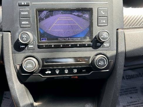 Used 2017 Honda Civic Sport image 15