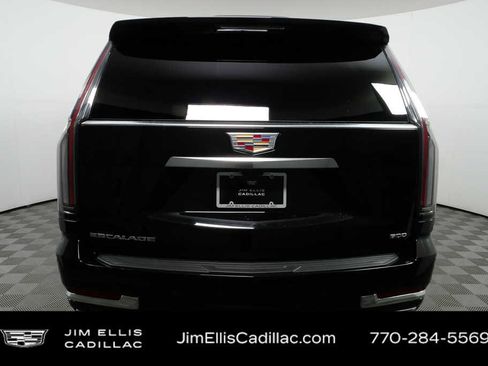 Used 2025 Cadillac Escalade ESV Premium Luxury w/ LPO, Floor Liner Package image 32