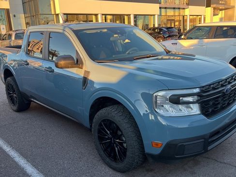 Used 2022 Ford Maverick XL image 1