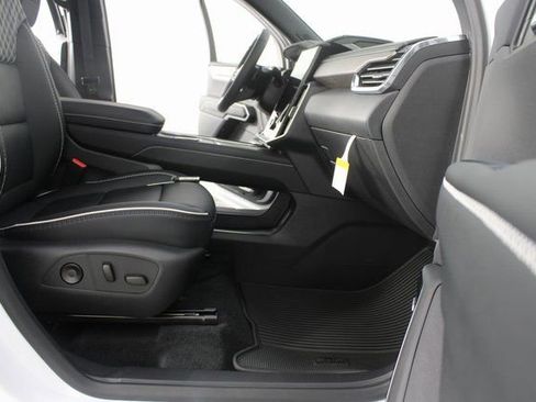 New 2026 GMC Acadia Denali w/ Super Cruise Package image 26