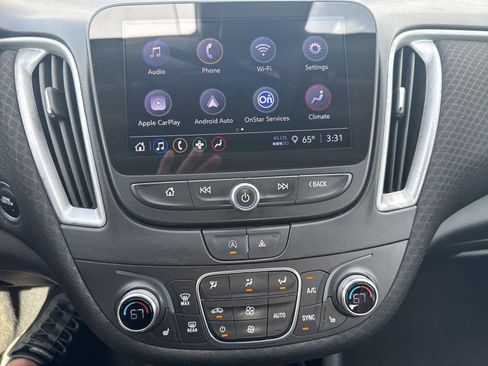 Used 2023 Chevrolet Malibu LT FWD image 13