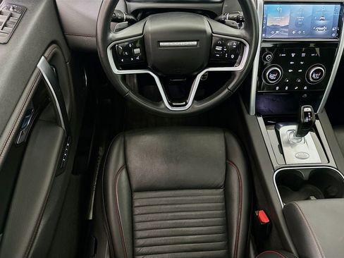 Used 2023 Land Rover Discovery Sport SE R-Dynamic image 21
