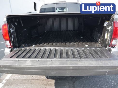 Used 2023 Toyota Tacoma SR image 7