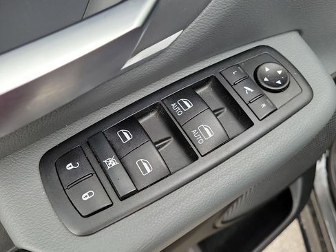 Used 2020 RAM 1500 Big Horn image 18