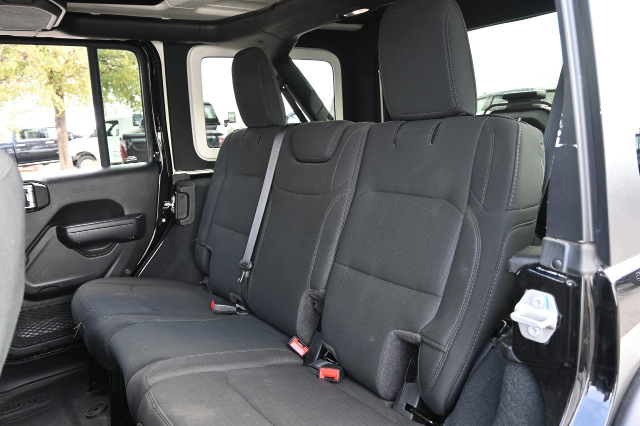 Used 2022 Jeep Wrangler Unlimited Sport AWD/4WD image 20