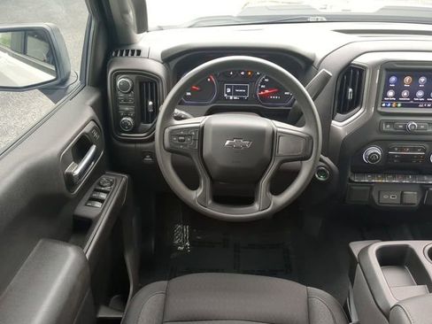 Used 2024 Chevrolet Silverado 1500 Custom Trail Boss w/ LPO, Dark Essentials Package image 19