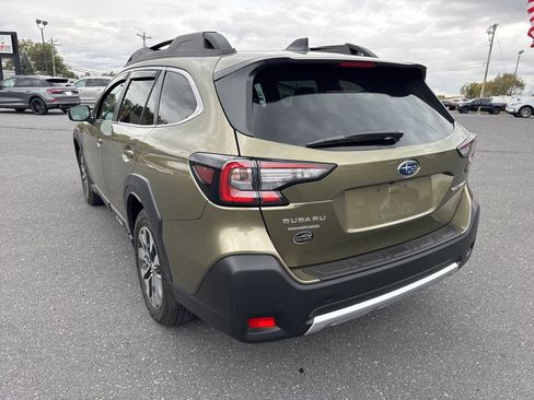 Certified 2025 Subaru Outback Limited image 3