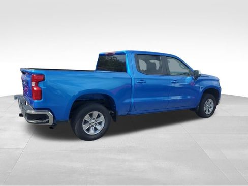 Used 2025 Chevrolet Silverado 1500 LT AWD/4WD image 7