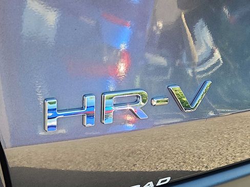 Certified 2024 Honda HR-V LX image 30