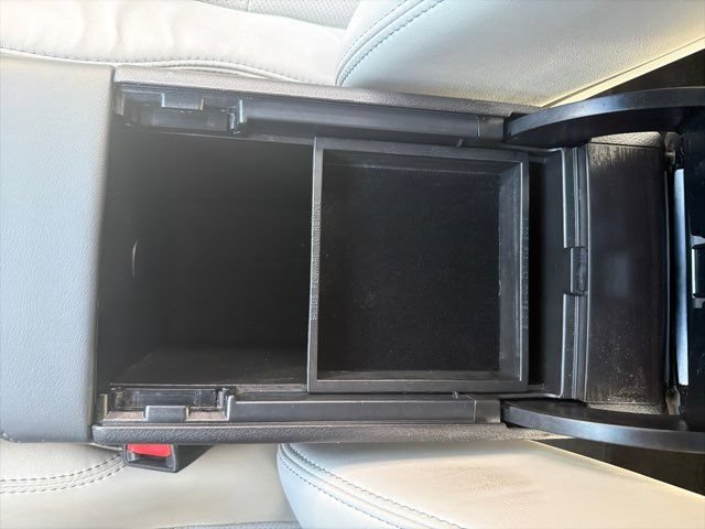 Used 2018 Toyota Avalon Limited FWD image 32