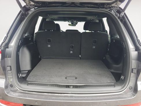 New 2025 Jeep Grand Cherokee Laredo X w/ Luxury Tech Group I image 9