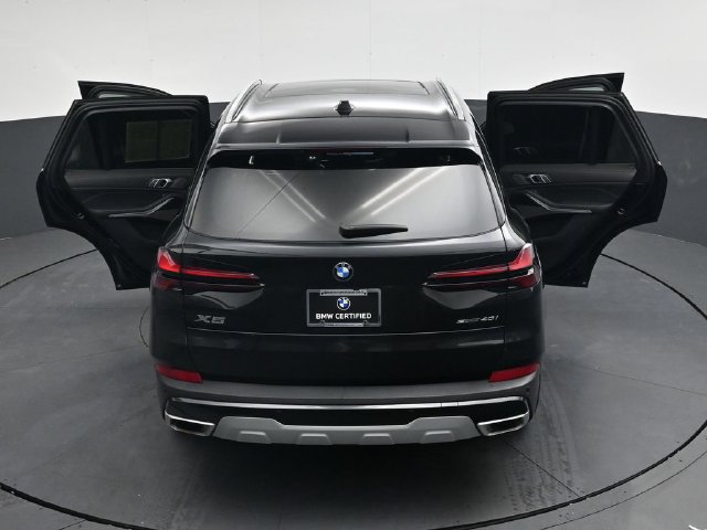 Certified 2024 BMW X5 sDrive40i w/ Premium Package RWD image 41