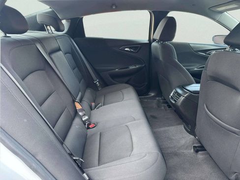 Used 2023 Chevrolet Malibu LT FWD image 19