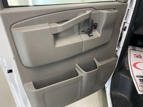 New 2025 Chevrolet Express 2500 Work Van w/ Driver Convenience Package image 10