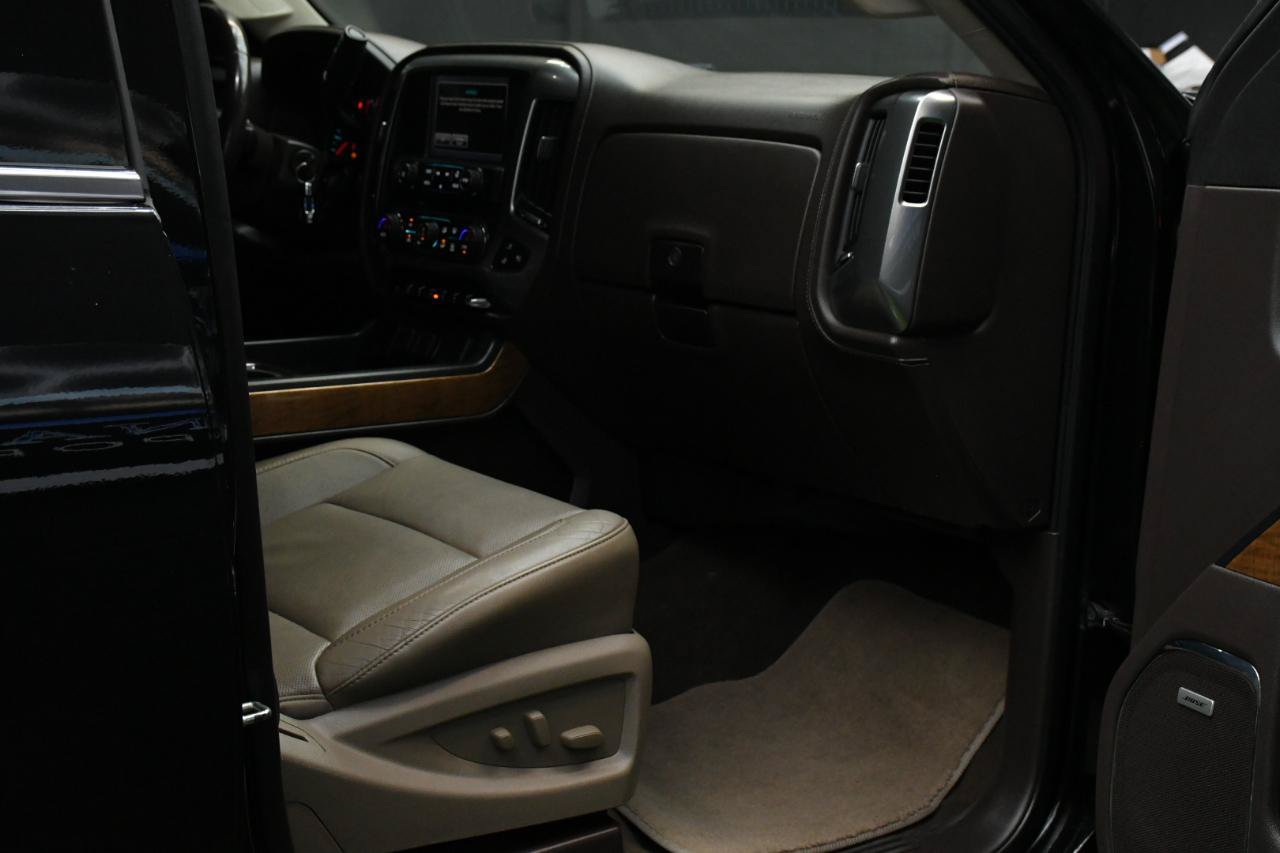 Used 2016 Chevrolet Silverado 3500 LTZ w/ Duramax Plus Package AWD/4WD image 37