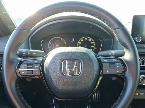 Used 2024 Honda Civic Sport image 18