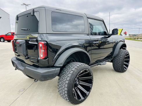 Used 2023 Ford Bronco Badlands image 37