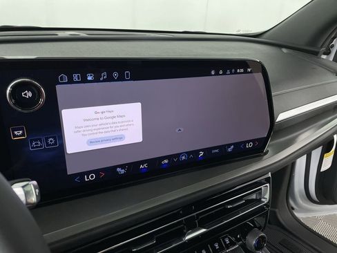 New 2026 Chevrolet Traverse LT w/ Sun and Wheel Package image 14