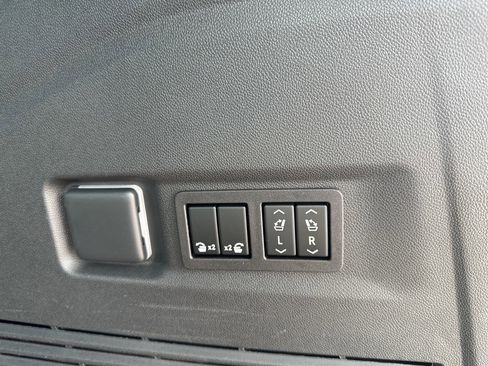 Certified 2023 GMC Yukon XL Denali Ultimate image 10