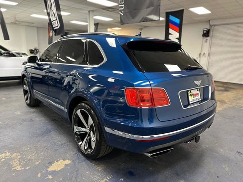 Used 2018 Bentley Bentayga image 10