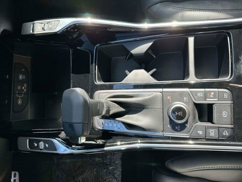 Used 2024 Kia Sorento SX Prestige image 70