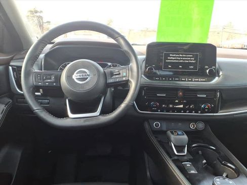 Certified 2021 Nissan Rogue SL w/ Premium Package image 16