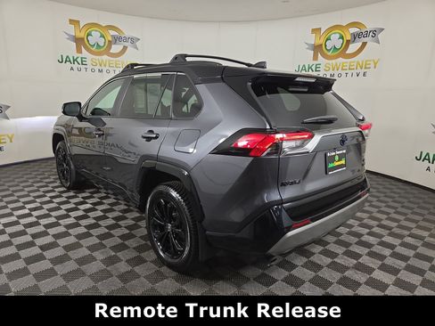 Used 2023 Toyota RAV4 XSE AWD/4WD image 7